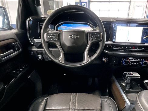 Used 2025 Chevrolet Silverado 1500 High Country w/ Midnight Edition image 15