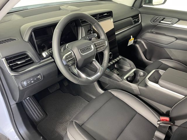 New 2026 GMC Terrain Denali AWD/4WD image 3
