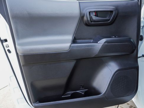 Used 2019 Toyota Tacoma SR5 image 23