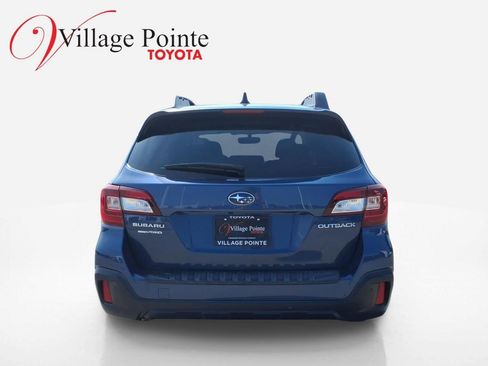 Used 2019 Subaru Outback 2.5i Limited w/ Popular Package #2 AWD/4WD image 6