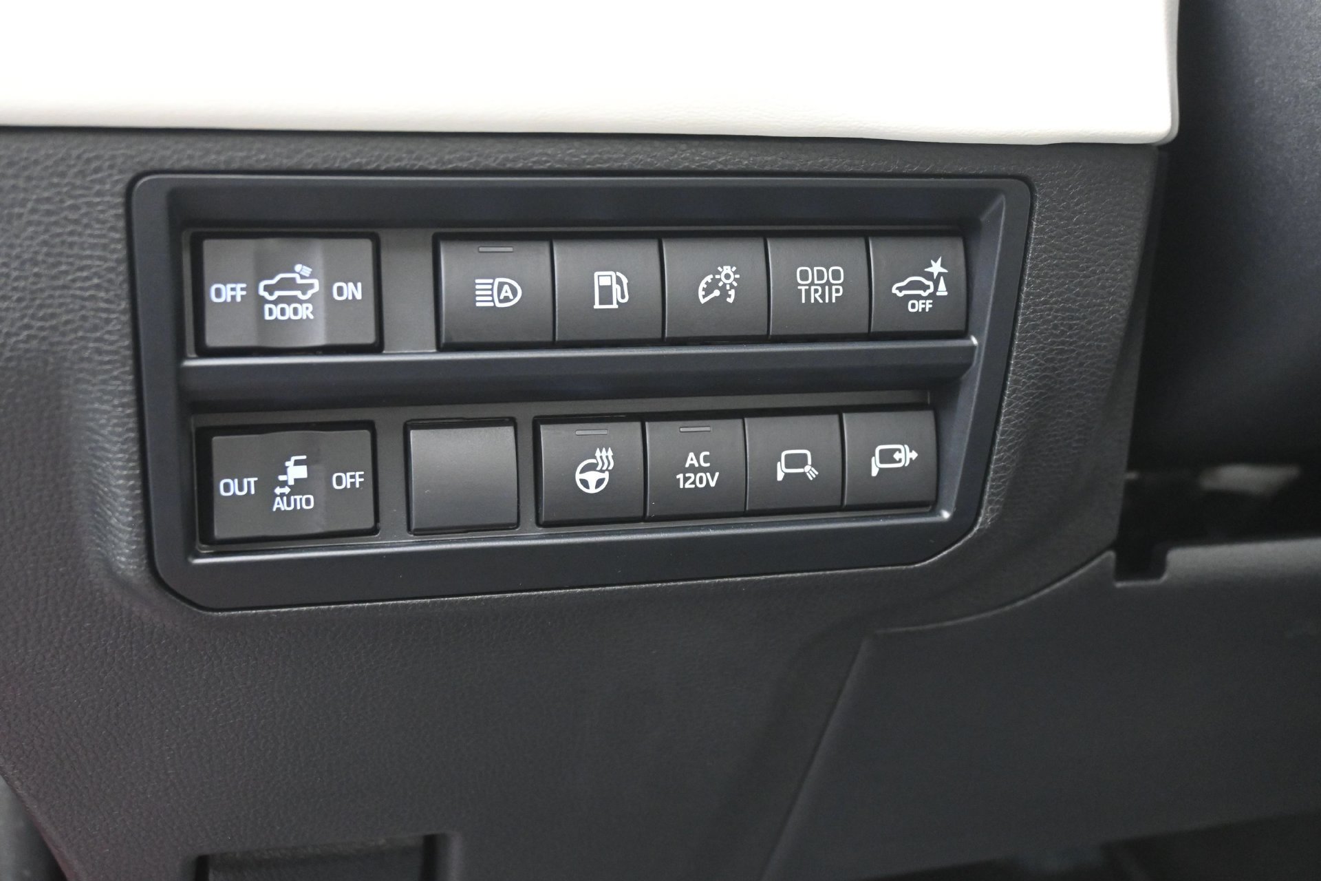 Used 2023 Toyota Tundra Capstone AWD/4WD image 23