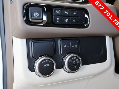 New 2026 GMC Yukon XL Denali image 23