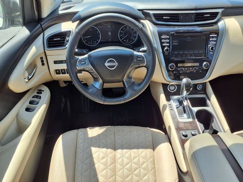 Used 2024 Nissan Murano Platinum w/ Cargo Package FWD image 2
