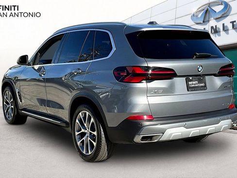Used 2025 BMW X5 xDrive40i AWD/4WD image 14