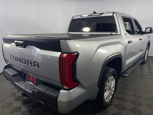 Used 2022 Toyota Tundra SR5 AWD/4WD image 8