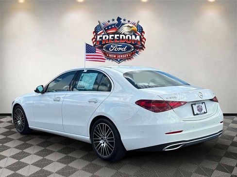 Used 2024 Mercedes-Benz C 300 4MATIC Sedan image 5