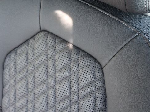 Used 2023 BMW 530e 530e w/ M Sport Package image 24