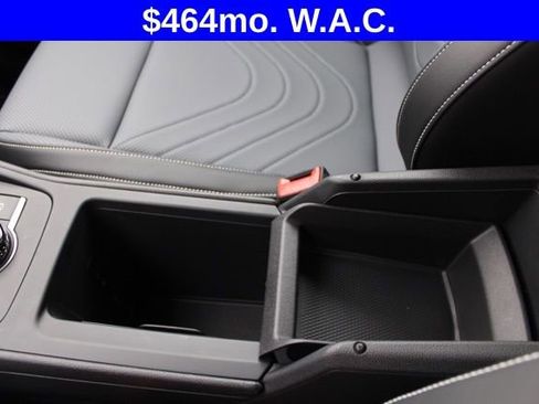 Used 2025 Volkswagen Tiguan SE AWD/4WD image 39