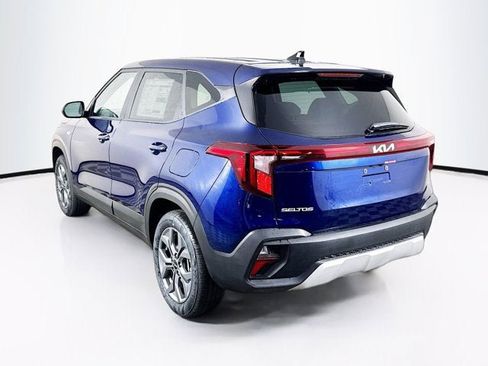 New 2026 Kia Seltos LX image 7