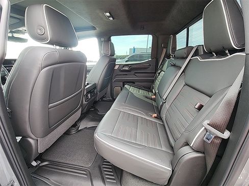 Certified 2025 GMC Sierra 1500 AT4X image 31