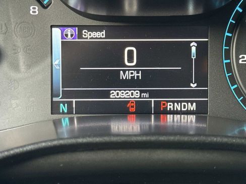 Used 2016 Chevrolet Colorado LT w/ Luxury Package, Chrome image 3