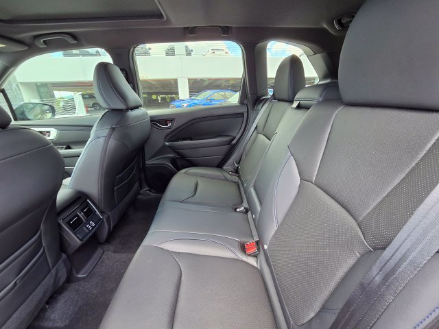 New 2026 Subaru Forester Touring AWD/4WD image 10