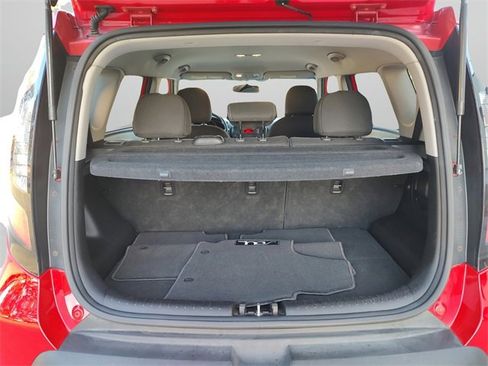 Used 2014 Kia Soul + image 32