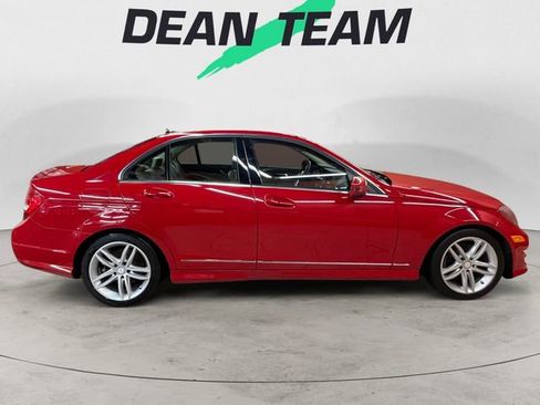 Used 2014 Mercedes-Benz C 300 4MATIC Sedan image 9