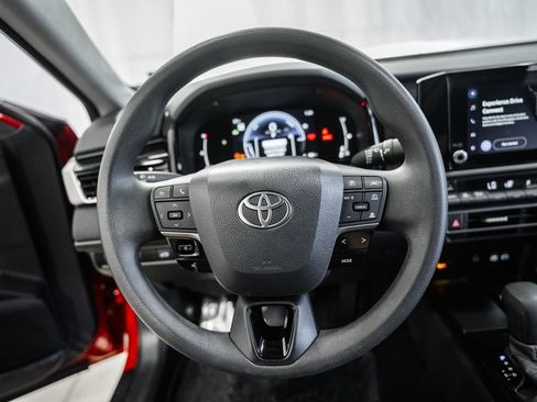 Used 2025 Toyota Camry LE FWD image 29