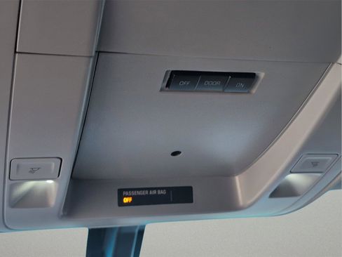 Used 2017 Chevrolet Silverado 1500 LT w/ All Star Edition image 20