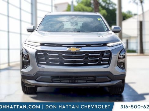 New 2026 Chevrolet Equinox LT w/ Convenience Package II FWD image 20