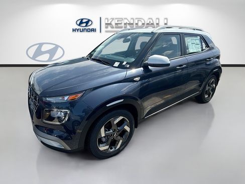 New 2026 Hyundai Venue SEL FWD image 3