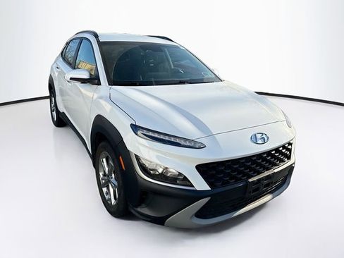 Used 2023 Hyundai Kona SEL image 11