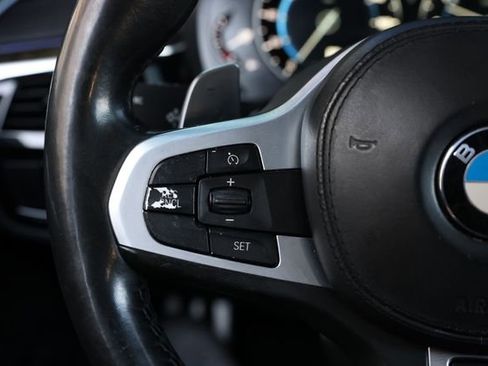 Used 2019 BMW M550i xDrive image 32