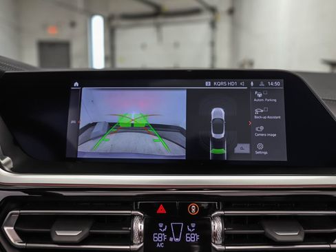 Certified 2025 BMW Z4 M40i w/ Edition image 18