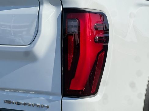New 2026 GMC Sierra 2500 Denali Ultimate AWD/4WD image 7