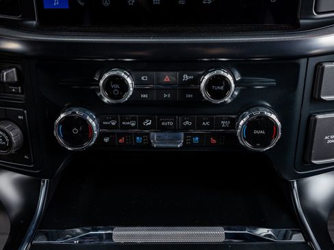 Used 2025 Ford F150 Raptor image 26