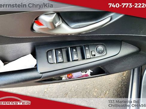 Used 2021 Kia Forte LXS FWD image 9