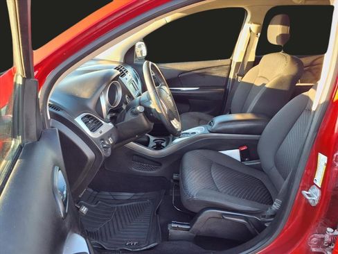 Used 2018 Dodge Journey SE w/ Blacktop Package image 21