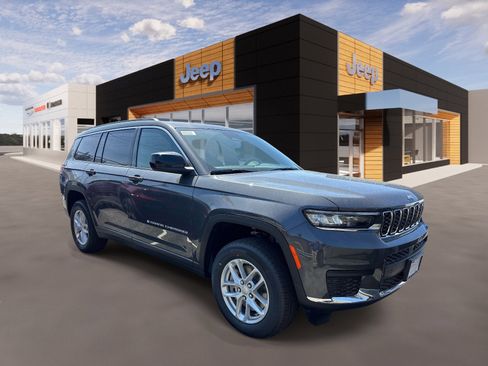 New 2026 Jeep Grand Cherokee L 4WD image 1