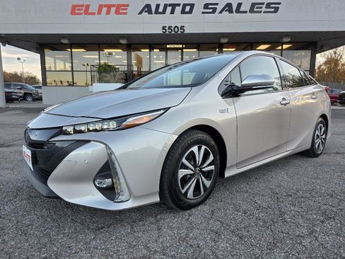 Used 2017 Toyota Prius Prime Plus image 1