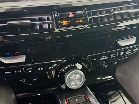 Used 2023 Acura MDX SH-AWD image 23