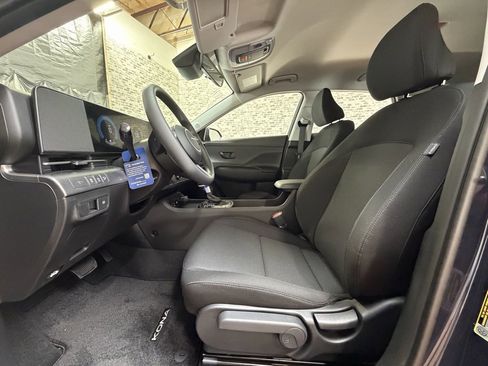 New 2026 Hyundai Kona SE image 18