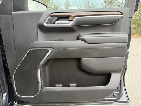 Used 2022 Chevrolet Silverado 1500 LT image 43