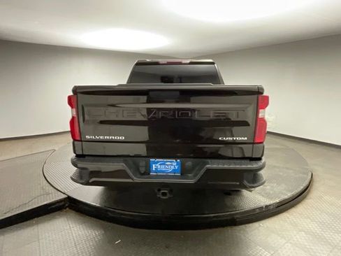 Used 2019 Chevrolet Silverado 1500 Custom w/ Custom Value Package image 7