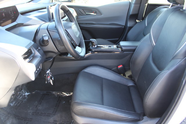 Used 2024 Toyota Prius XLE FWD image 31