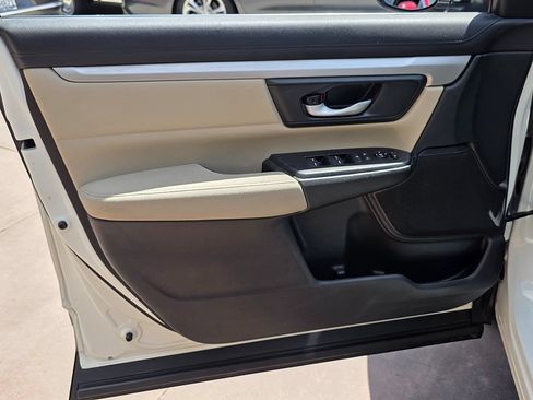Used 2017 Honda CR-V LX image 26