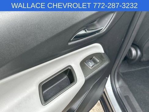 Certified 2024 Chevrolet Equinox LS FWD image 14