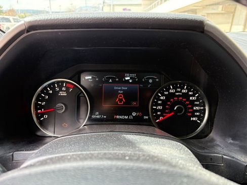 Used 2018 Ford F150 Raptor w/ Equipment Group 802A Luxury image 17