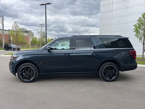 Used 2023 Ford Expedition Max Limited AWD/4WD image 8