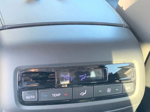 Used 2025 Hyundai Palisade SEL image 25