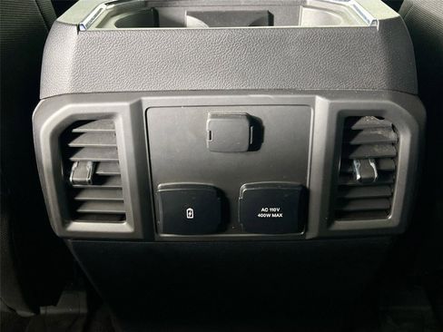 Used 2018 Ford F150 XLT w/ Equipment Group 302A Luxury image 26