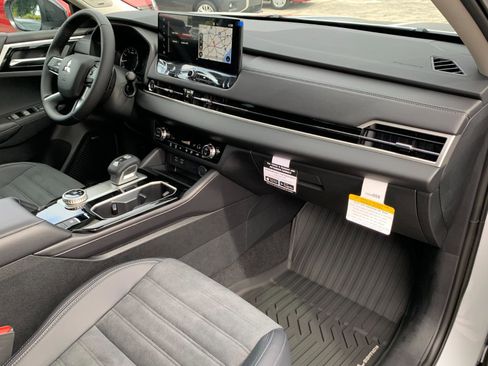 New 2025 Mitsubishi Outlander Trail Edition image 48