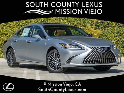 New 2025 Lexus ES 300h w/ Premium Package