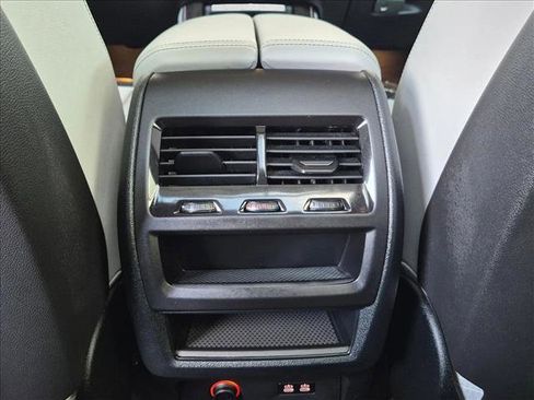 Used 2024 BMW X5 sDrive40i w/ M Sport Package RWD image 18