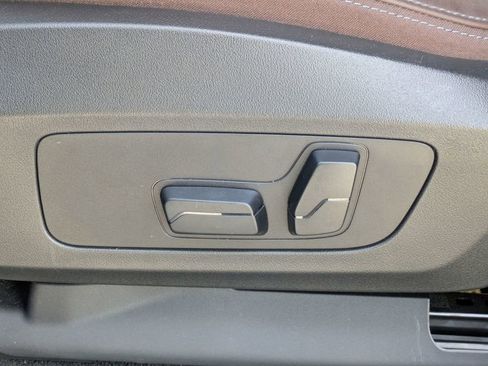 Used 2025 BMW X2 M35i w/ Premium Package image 16