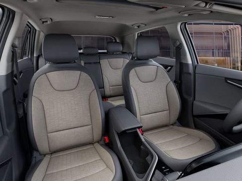 New 2025 Kia Niro SX Touring image 15