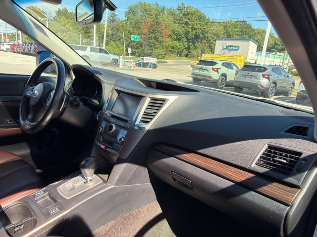 Used 2014 Subaru Outback 2.5i Limited AWD/4WD image 23
