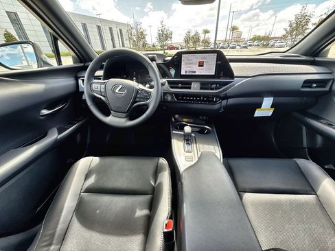 New 2026 Lexus UX 300h FWD image 19