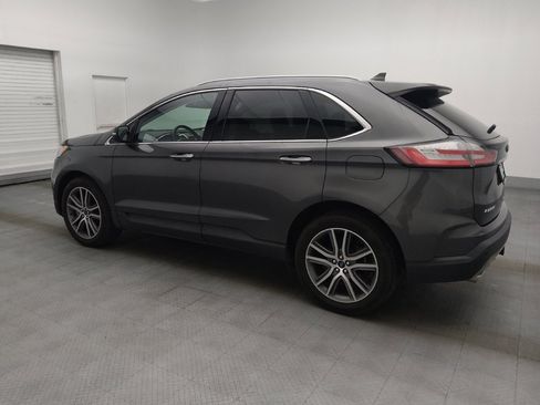 Used 2020 Ford Edge Titanium w/ Class II Trailer Tow Package AWD/4WD image 3